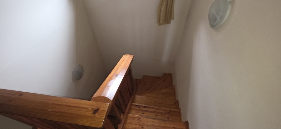 6 Bedroom Property for Sale in Dana Bay Western Cape